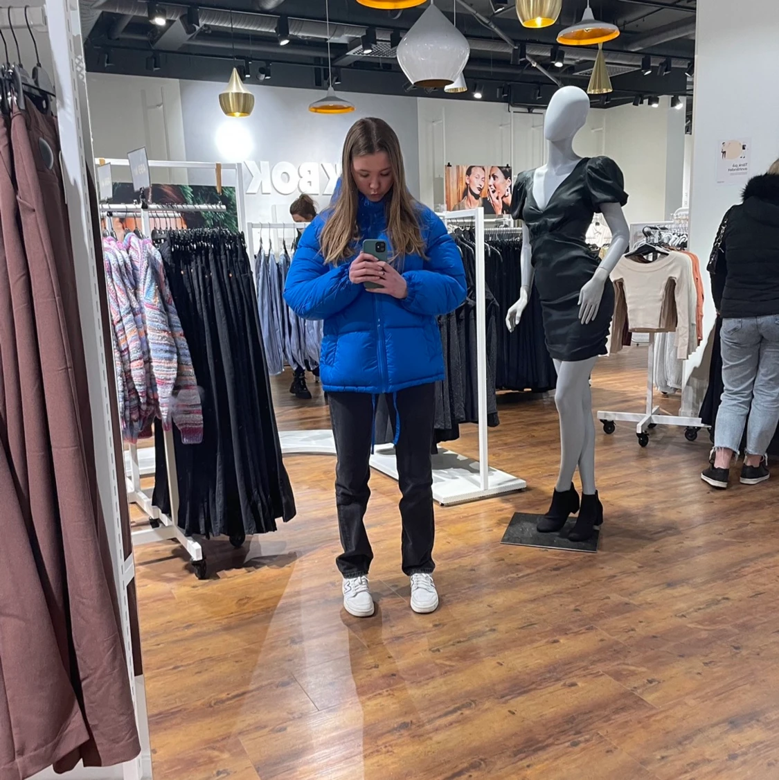 Blå vinterjacka från H&M