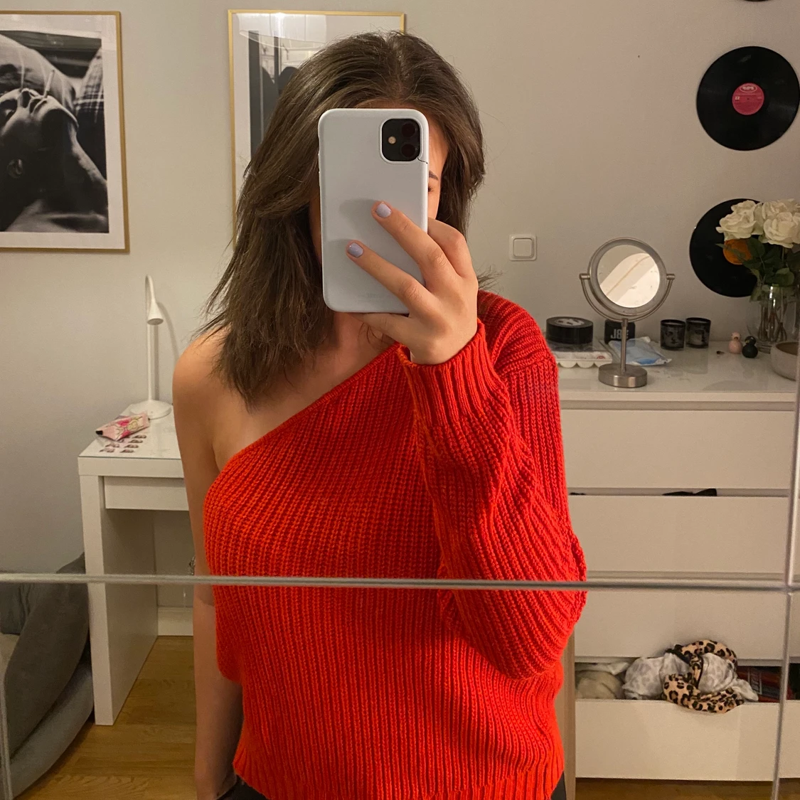 Stickad röd one shoulder topp - 90