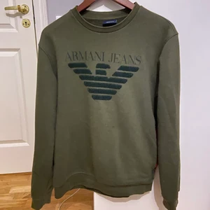 Armani tröja - Helt nyskick pris kan diskuteras 