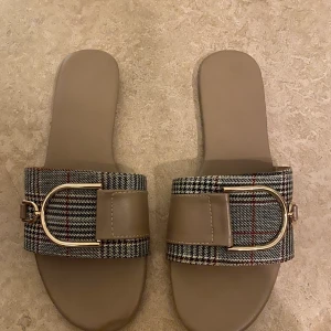 Helt nya  - Helt nya