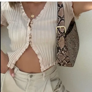 Topp - FRAKT INGÅR❣️