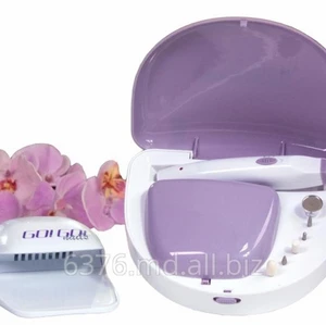 Elfil till naglar - En splitterny elfil till naglar. Kan användas både på naturliga nageln för att fräscha upp nagelbanden samt för att forma gelenaglar. Pris kan disskuteras:)!