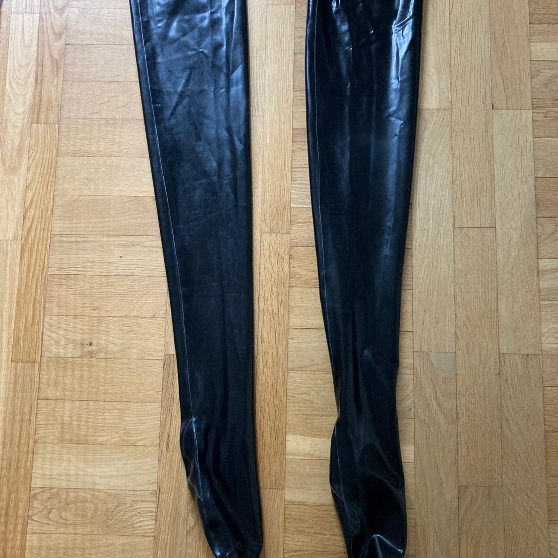 Deluxe latex stockings designmade - 90