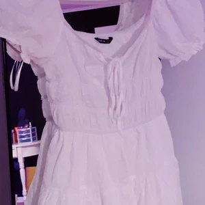 White dress - Color-White//Size-small//Originally bought-Shein//Condition-Barely worn almost like brand new!