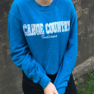 Vintage sweatshirt  - Vintage sweatshirt storlek S. Kom gärna med bud i kommentarerna