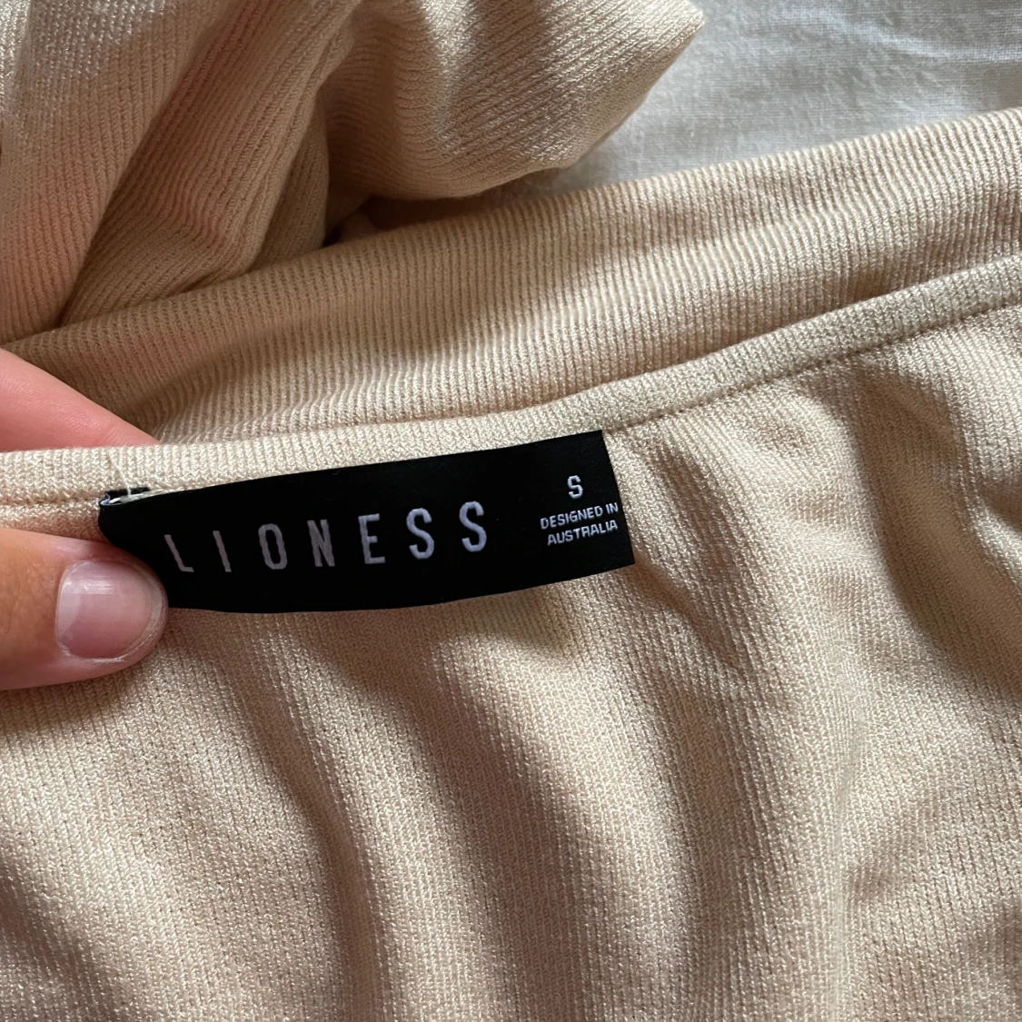 Beige klänning - 91