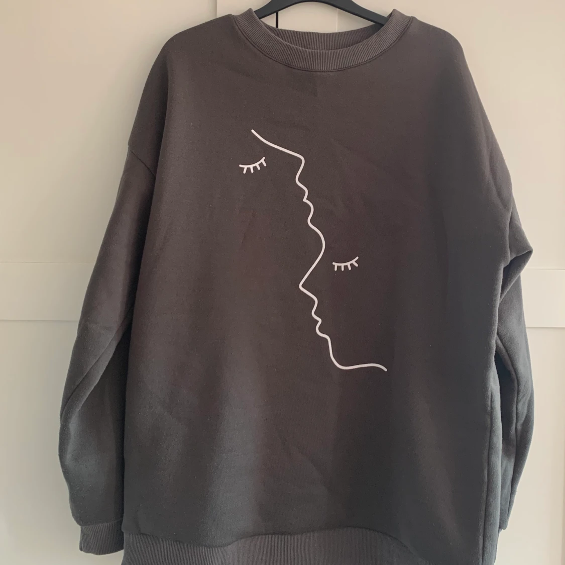 Tjocktröja, strl L - 91