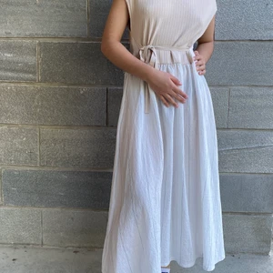 Sommar Klänning  - Ny klänning, aldrig hade på mig 