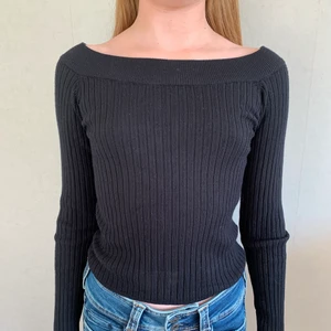 Långärmad tröja - Långärmad topp från Gina Tricot. Stolek XS. Bra skick utan defekter. Köpare betalar för frakt