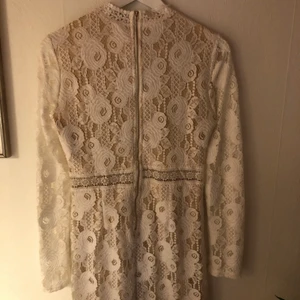 Klänning, Charlotte Russe. - Klänning från Charlotte Russe, storlek M.