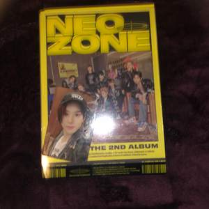 NCT neozone album med Jungwoo pc :) kunden står för frakten (60kr)