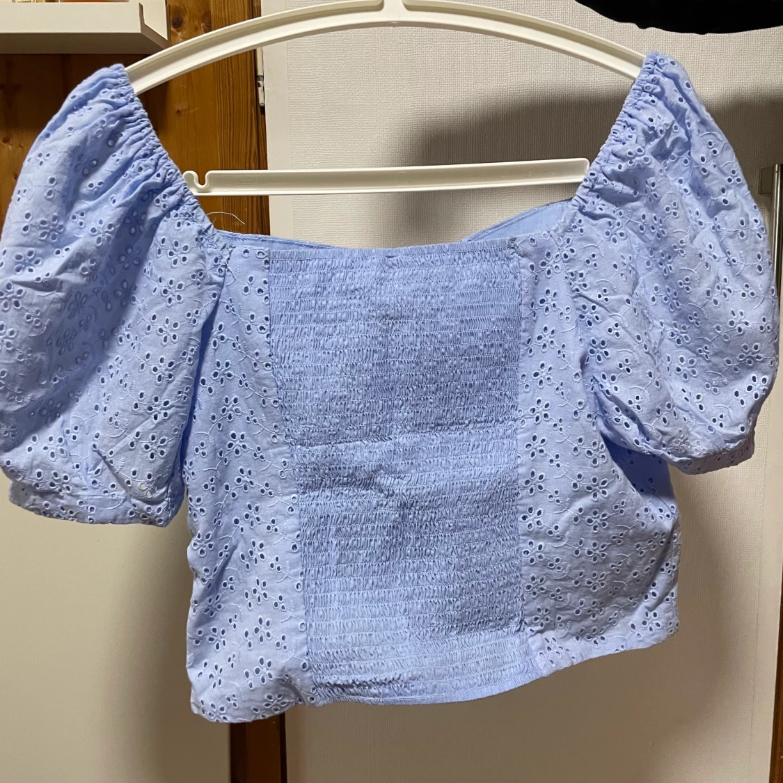 Säljer min blåa topp.  - 90