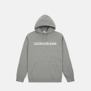 Calvin Klein hoodie - Säljer min CK hoodie som är sparsamt använd! Köpt på en kryssning för några år sen. Är i strl XL🧚🏼‍♀️ Tror den är i herr passform❣️