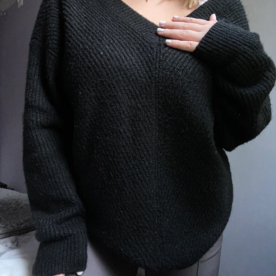 Svart stickad tröja från H&M