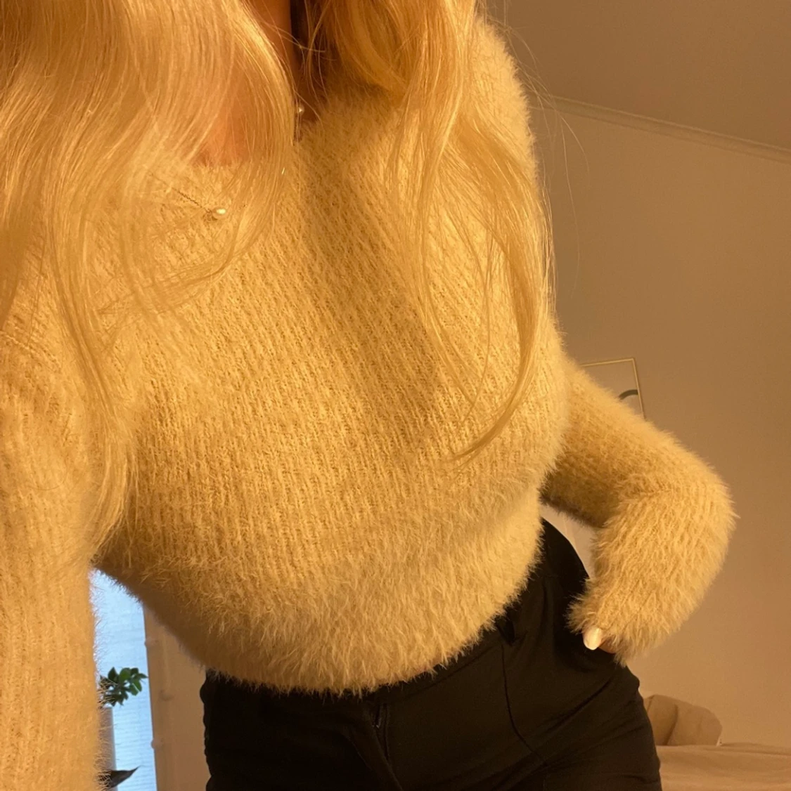 Beige lurvig tröja🤍🤍 - 90