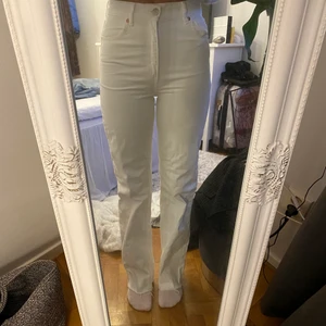 Jeans Zara - Jeans ifrån Zara i mycket bra skick!!