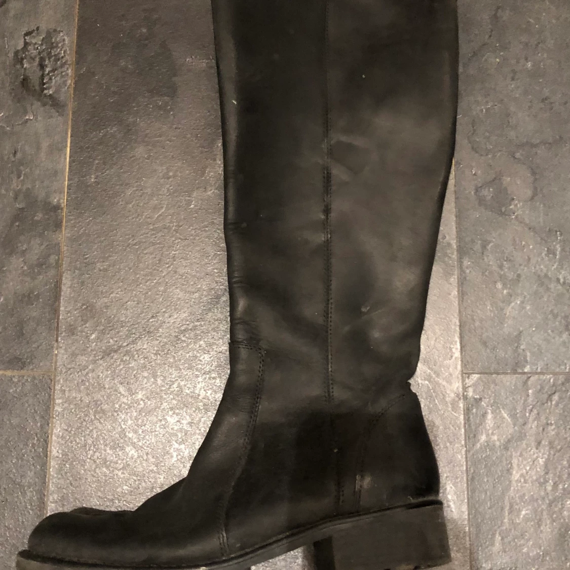 Svarta läderstövlar från Clarks - 90