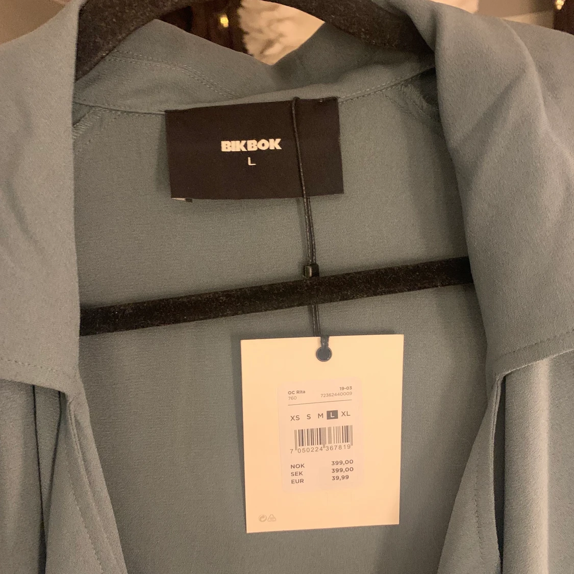 Grå/blå kappa - 91