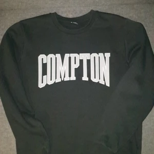 Sweather - Aldrig användts