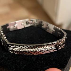Silver plated gem stone bracelet 