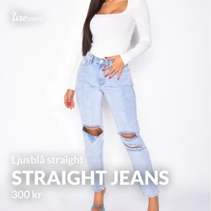Straight light blue jeans, strl xs - Säljer pårgrund av att dom va för små):