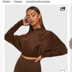 Bianca everyday Blouse - Bianca x Nelly kollektionen. Använd 1 gång. Frakt inräknat i priset🤎