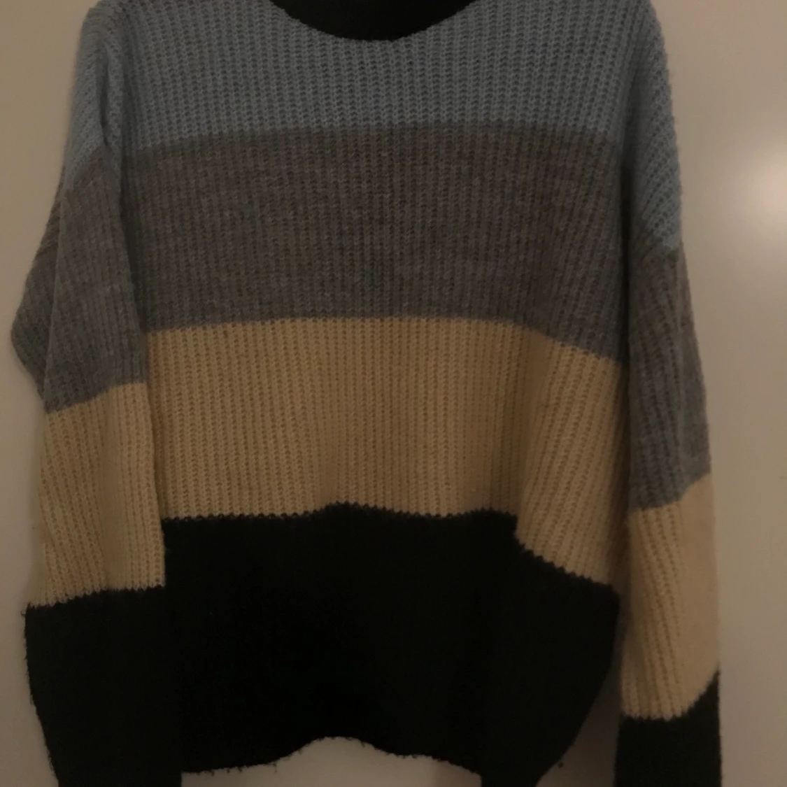 Stickad tröja  - 90