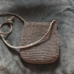 Söt axelväska  - Söt axelväska som tyvärr inte har kommit till användning. Frakt står köparen själv för