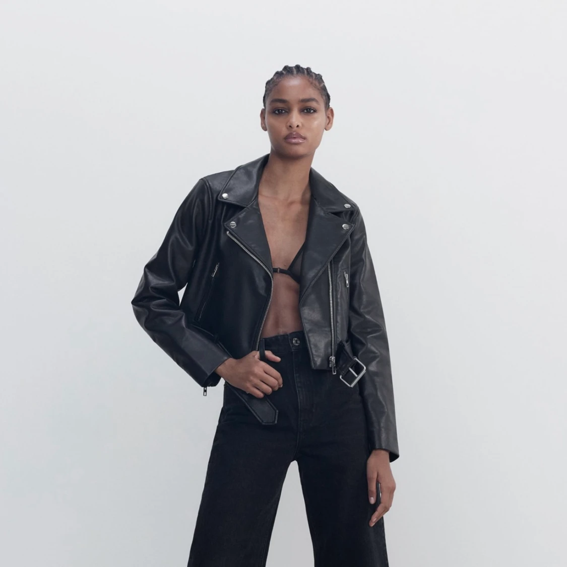 Zara Jacka med skinneffekt