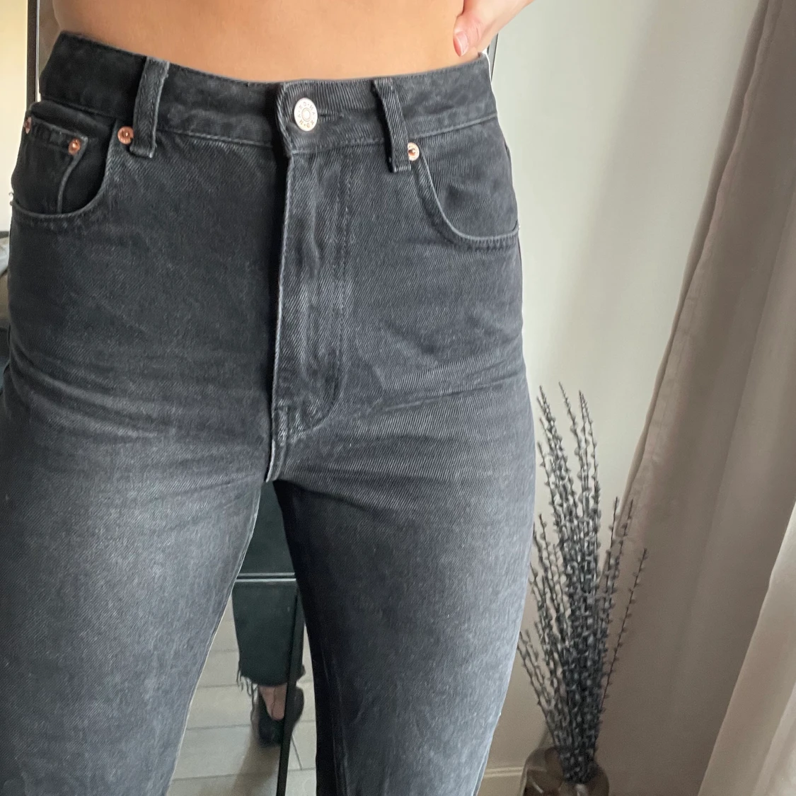 Svarta cropped jeans - 90