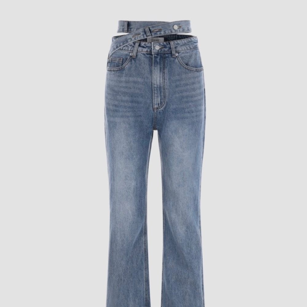 Coola jeans från CIDER, storlek M, sitter jättebra men för korta för min smak :). Jeans & Byxor.