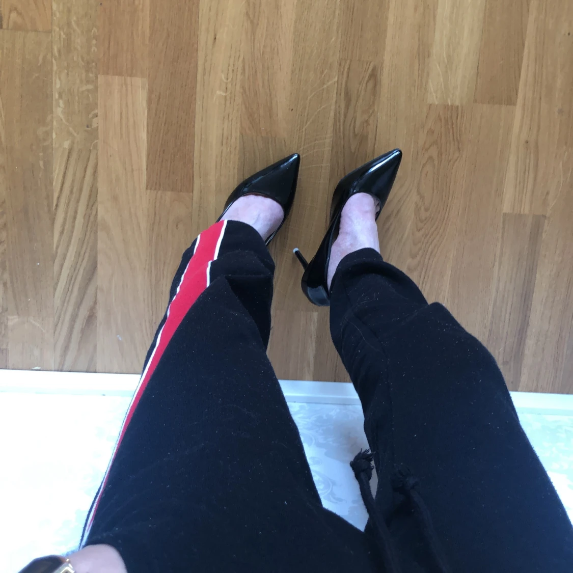 Pumps - (CHRISTIAN LOUBOUTIN liknade)