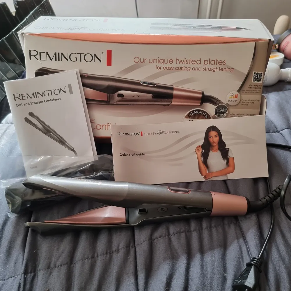 Remington Curl & Straight Confidence endast testad köpt på gekås 2020-08-02 för 599kr säljer för 400kr plus frakt . Övrigt.