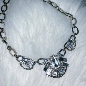 Silver halsband  - Superfint silver halsband som aldrig kommit till användning. Den är alltså i toppen skick. 