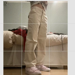 Byxor  - Säljer dessa favoritbyxor från Only köpta på Asos i storlek 36💓