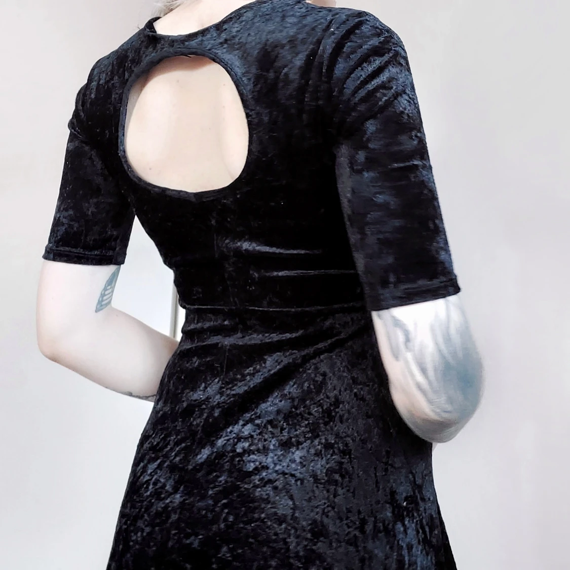 Svart skaterklänning I sammet 🖤 - 91