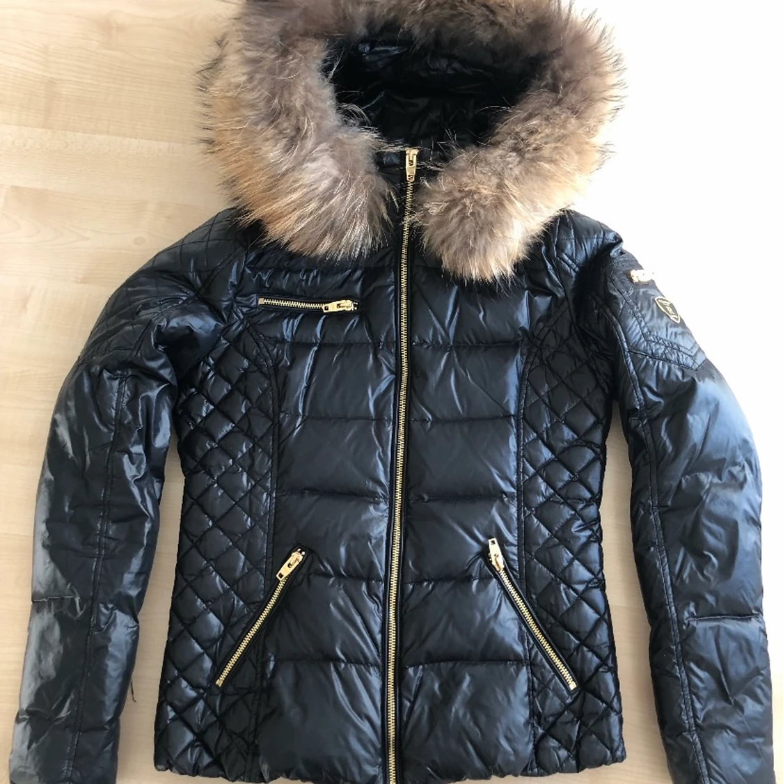 Rock and blue jacka  - 91