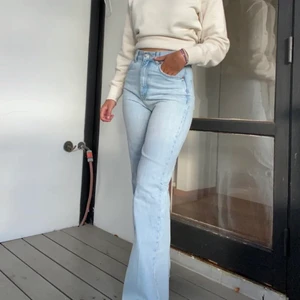 Zara jeans  - Jag är 170 och de är hellånga på mig, bra skick! 💓💓