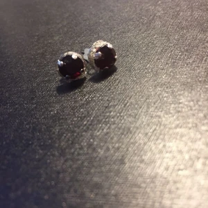 Smycken  - Finns i andra färger och pärlor 