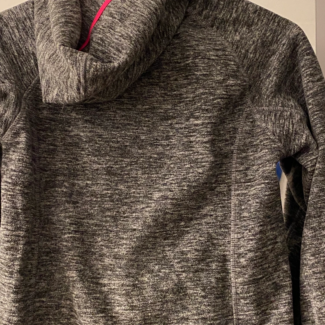 Grå fleecetröja  - 91