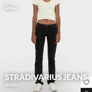 Stradivarius  - Helt nya jenas, aldrig använda strl 38 250kr + frakt pris kan diskuteras vid snabb affär 