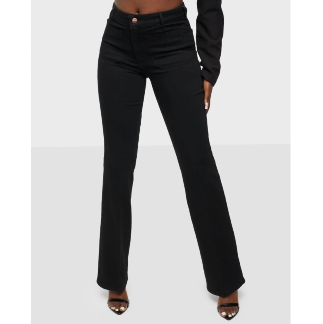 Flared Wrangler jeans