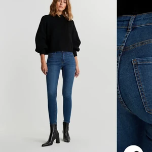 Molly jeans  - Strl. 34/XS, använda men bra skick.