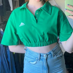 Adidas - Står XXL i men sitter som M