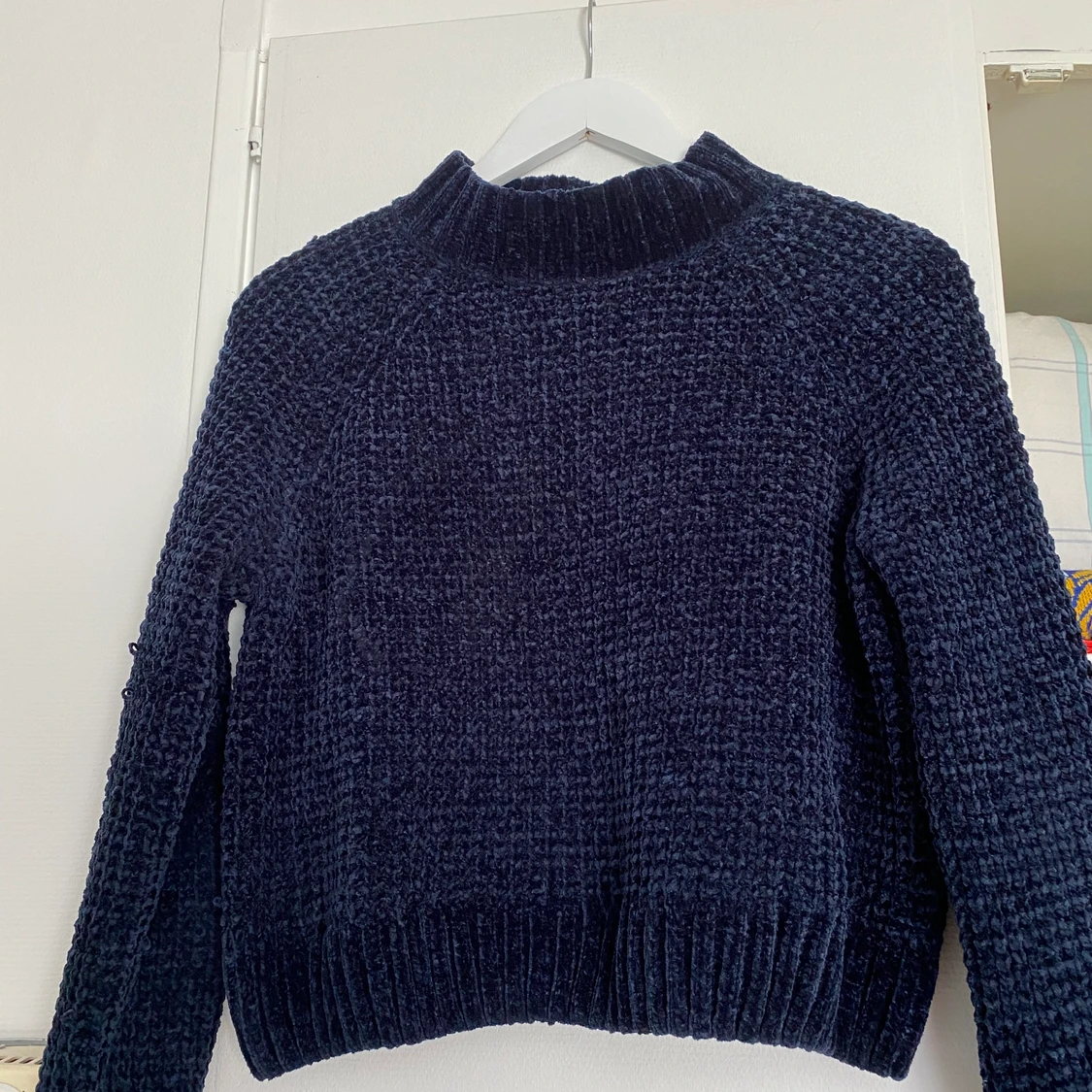 Stickad marin blå tröja - 90