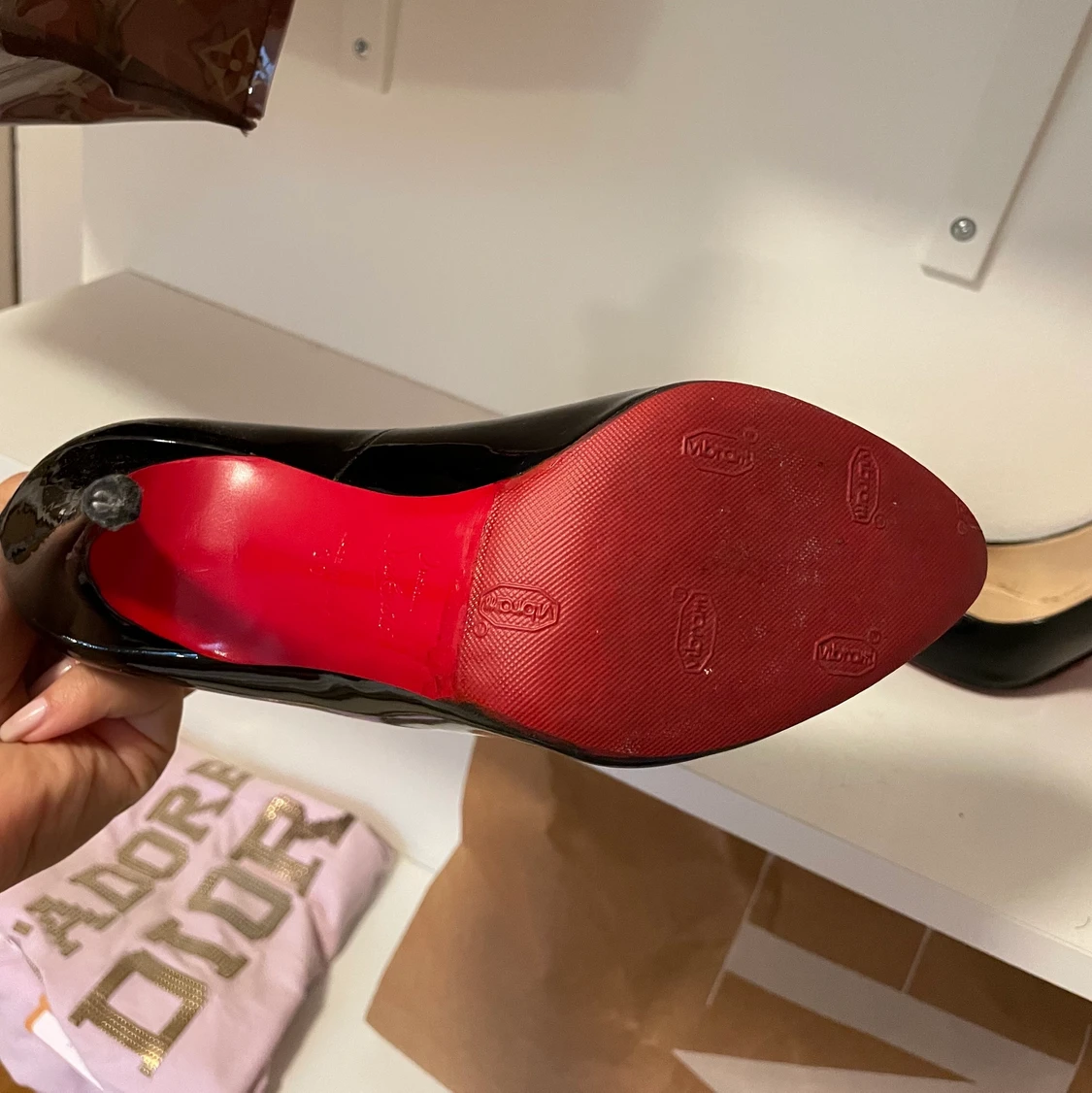 Christian Louboutin  - 91