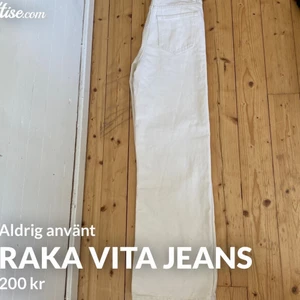 Vita laget 157 jeans - Aldrig använt dessa jeansen, prisslappen är tyvär it kvar, fraktkostnad 55kr nypris på lager 157 är 300kr, passar min längd bra och är ca170 storlek xs skriv vid fler frågor