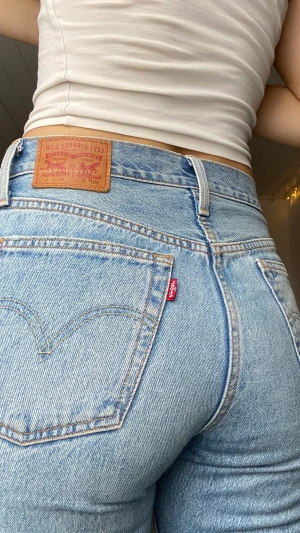Levis 501 skinny jeans  - Säljer mina Levi's 501 skinny Damjeans i storlek 26/32. Använt dem Max 10 gånger och är därför i bra skick. Köparen står för frakt
