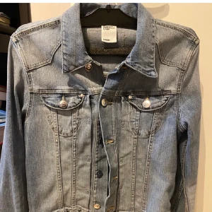 Jeansjacka  - I fint skick 