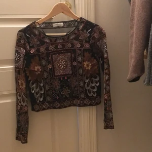 Zara blouse - Super beautiful blouse from Zara. Embroidery details